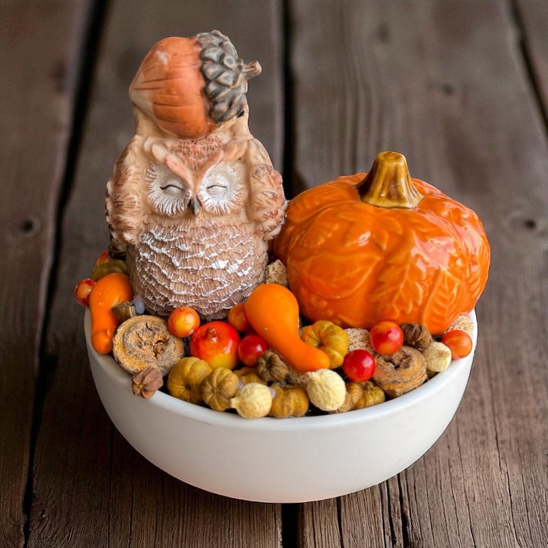Őszi asztaldísz bagollyal