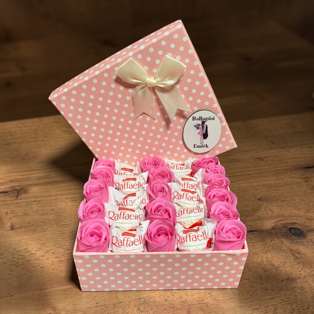 Rózsaszín ballagási ajándékbox