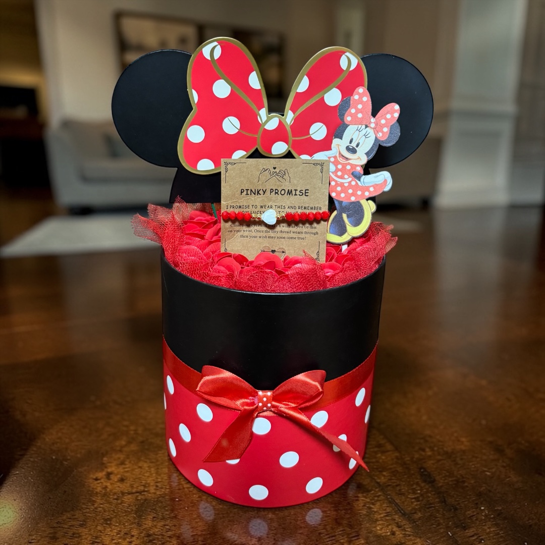 Minnie szappanrózsa box - karkötővel