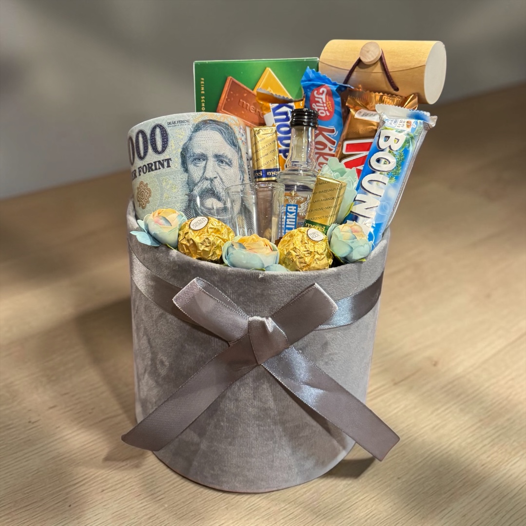 Ballagási ajándékbox - pénzátadóval