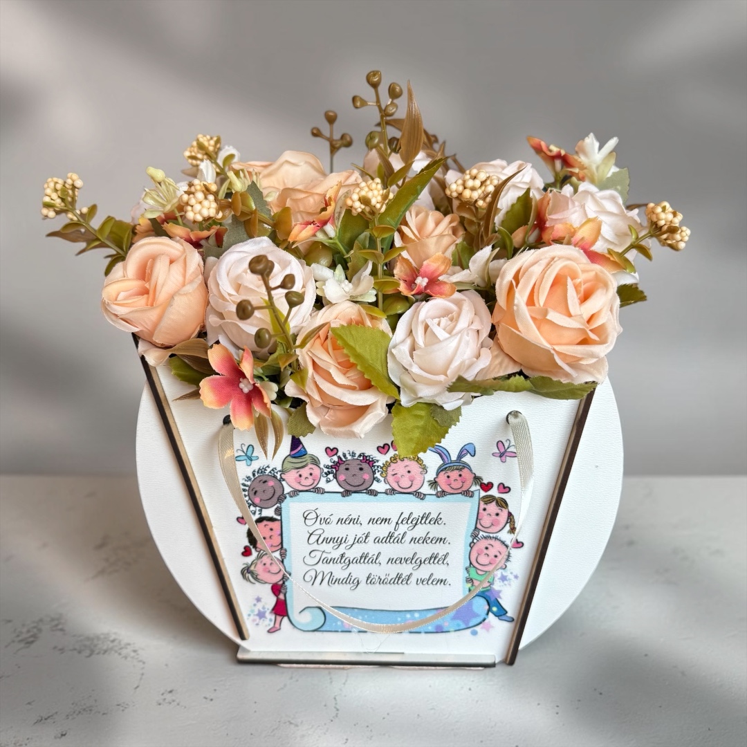 Búcsúajándék óvónéninek - fa táskában